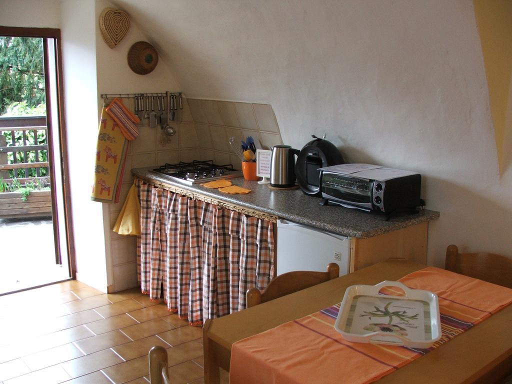 Antica Casa Ortensia Riva del Garda Exterior photo